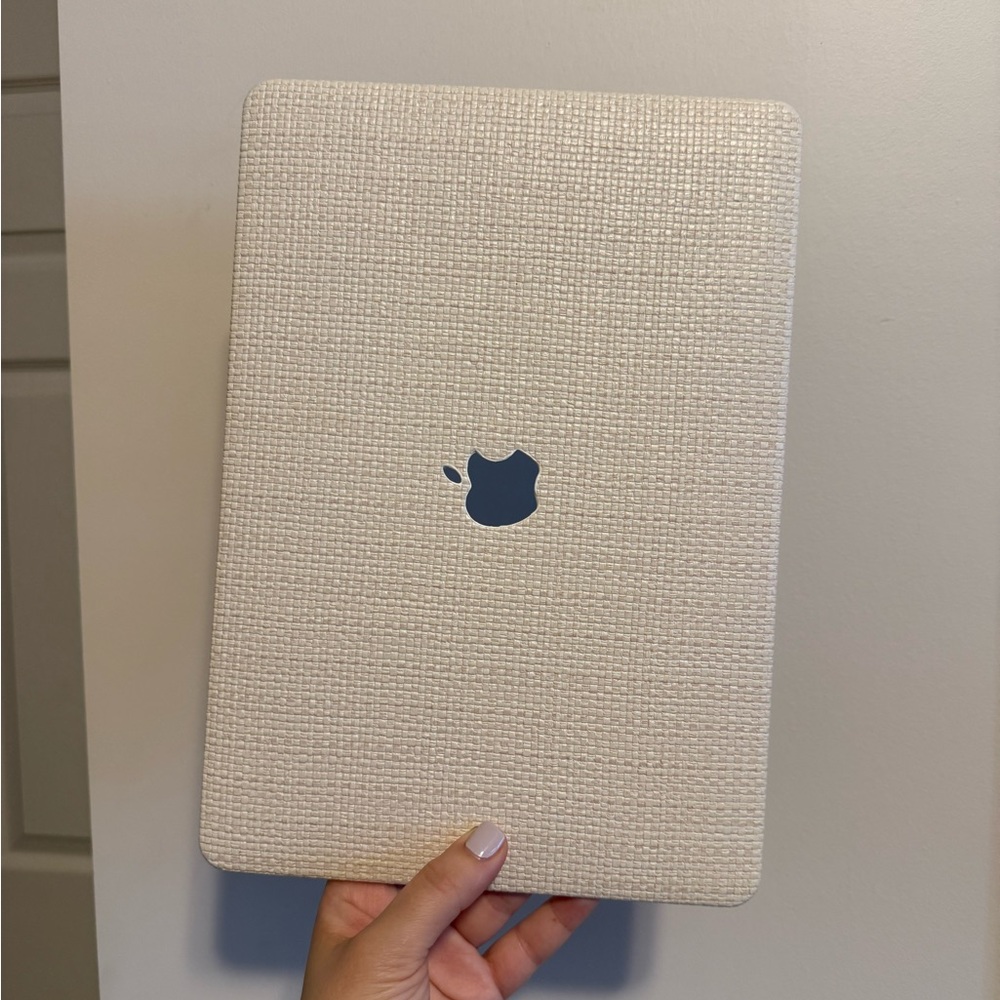 Apple Textured Cream Tablet Cover